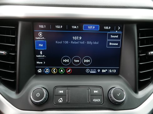 Used 2023 GMC Acadia SLT AWD/4WD image 22