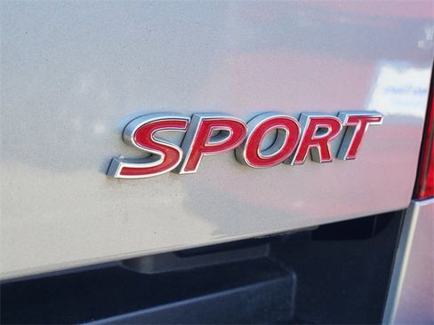 Certified 2025 Honda Ridgeline Sport image 7