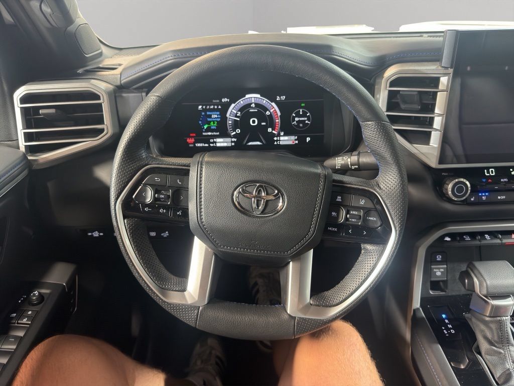 Used 2025 Toyota Tundra Platinum AWD/4WD image 10