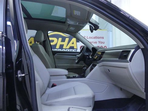 Used 2022 Volkswagen Atlas SE image 9