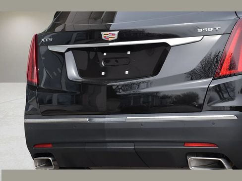 Used 2026 Cadillac XT5 Luxury w/ LPO, Floor Liner Package FWD image 27