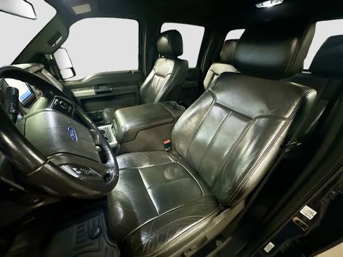 Used 2013 Ford F250 Lariat w/ Chrome Pkg image 21