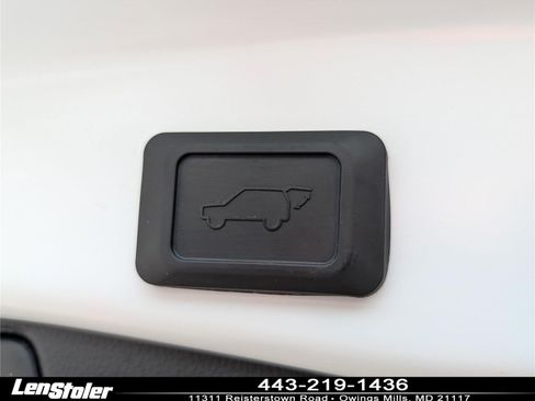 Used 2023 Toyota RAV4 XLE Premium AWD/4WD image 14