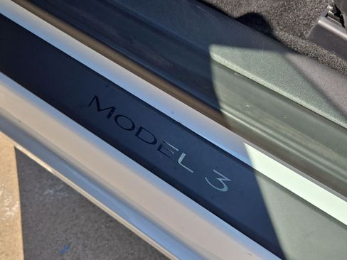 Used 2023 Tesla Model 3 Standard Range RWD image 11