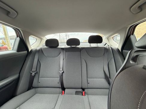 Used 2025 Kia K4 LXS image 37