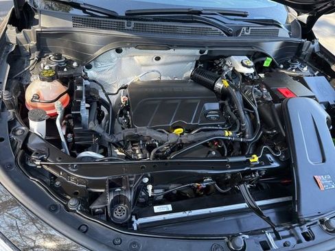 Used 2025 Buick Envista Sport Touring image 33