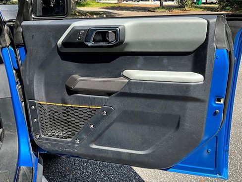 Used 2022 Ford Bronco Badlands image 23