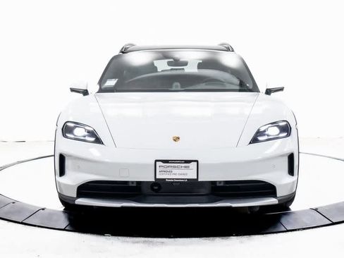 Certified 2025 Porsche Taycan 4S image 7