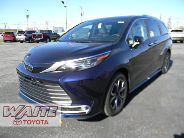 New 2026 Toyota Sienna Platinum AWD/4WD image 5