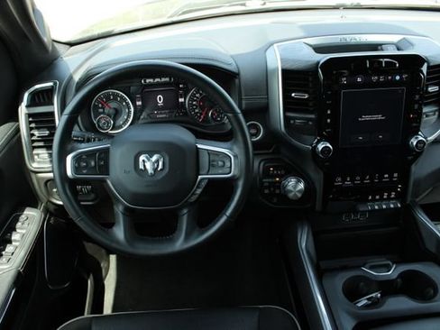 Used 2023 RAM 1500 Laramie AWD/4WD image 9