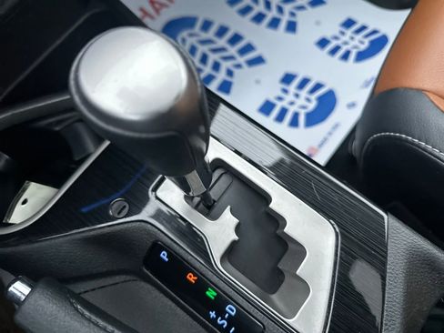 Used 2017 Toyota RAV4 Limited image 27