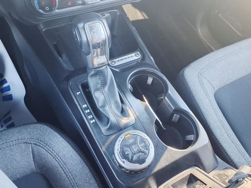 Used 2025 Ford Bronco Big Bend image 25