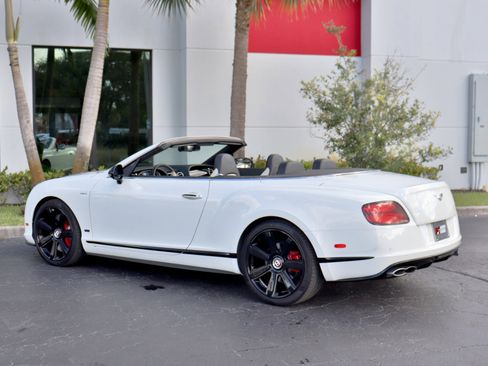 Used 2015 Bentley Continental GT V8 S image 25