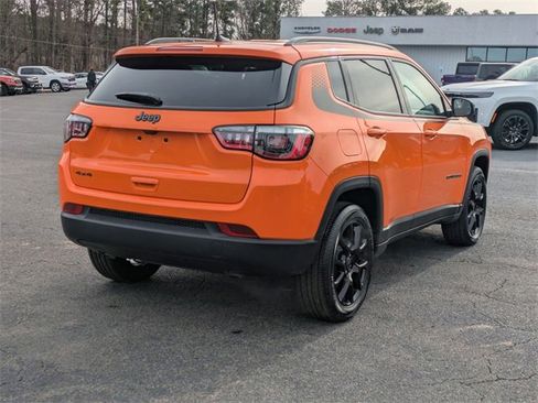 New 2026 Jeep Compass Latitude image 3