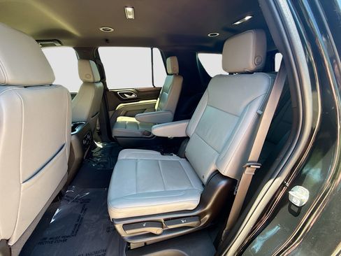 Used 2024 Chevrolet Tahoe LT RWD image 22