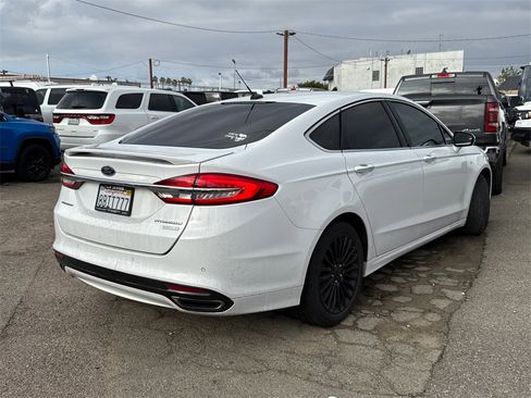 Used 2017 Ford Fusion Titanium image 5