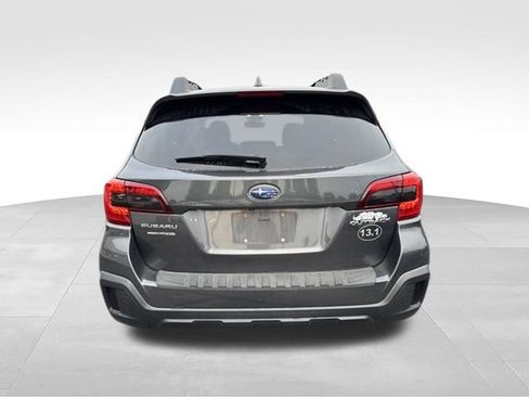 Used 2019 Subaru Outback 2.5i Limited AWD/4WD image 4