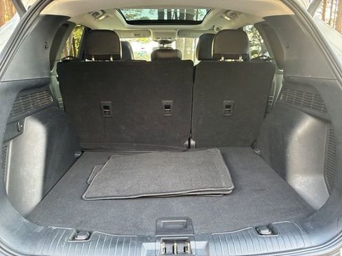 Used 2022 Ford Escape SEL image 17