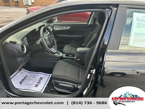 Used 2023 Kia Forte LXS w/ LXS Technology Package FWD image 10