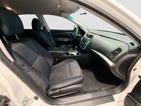 Used 2017 Nissan Altima 2.5 S w/ Power Driver Seat Package FWD image 21
