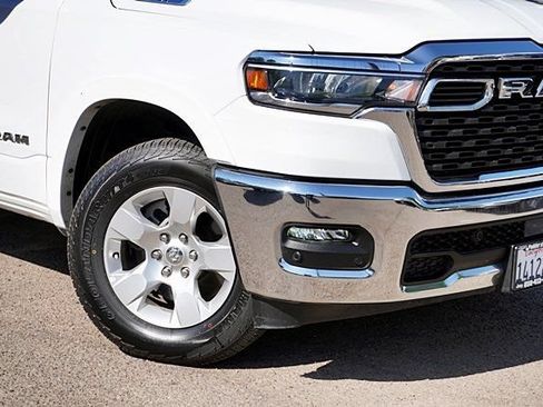 Used 2025 RAM 1500 Big Horn AWD/4WD image 4