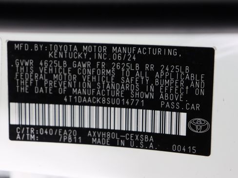 Used 2025 Toyota Camry SE image 41