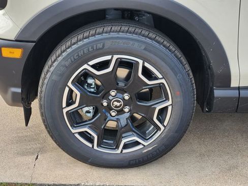 New 2025 Ford Bronco Sport Outer Banks w/ Outer Banks Tech Package+ image 10