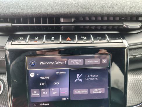 Certified 2024 Jeep Grand Cherokee L Altitude image 39