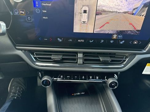 New 2026 Chevrolet Equinox EV RS FWD image 22