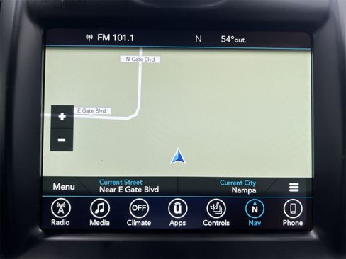 Used 2017 Chrysler 300 C image 18