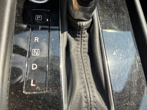 Used 2021 Nissan Kicks SV FWD image 20