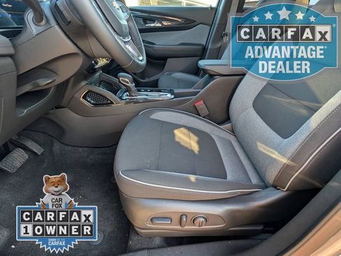 Used 2025 Chevrolet TrailBlazer LT w/ Convenience Package FWD image 17