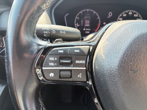 Used 2022 Honda Civic Sport image 28