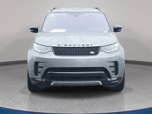 Used 2020 Land Rover Discovery Landmark image 3