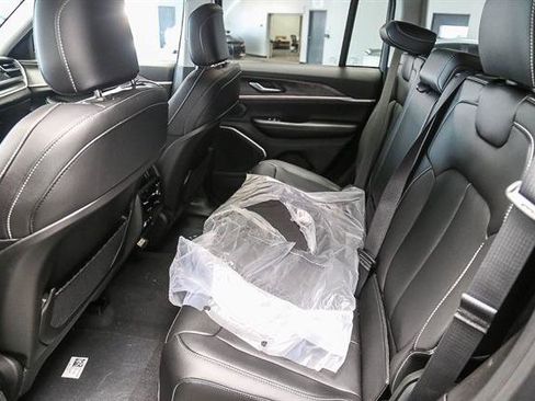 New 2023 Jeep Grand Cherokee 4WD 4xe image 19