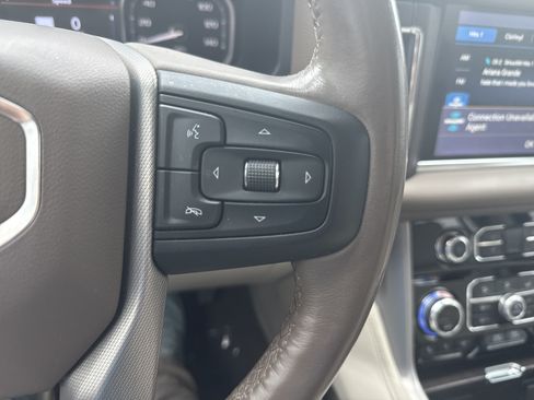 Used 2021 GMC Yukon Denali w/ Denali Ultimate Package AWD/4WD image 21