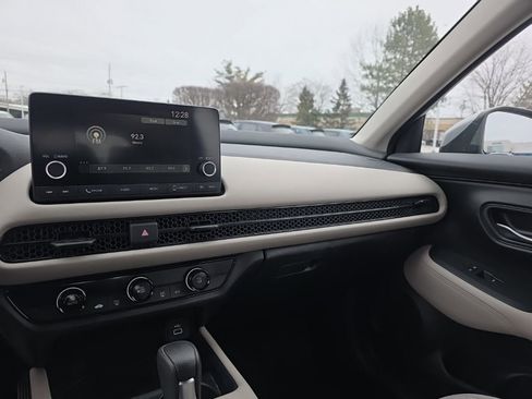 Certified 2023 Honda HR-V LX image 20