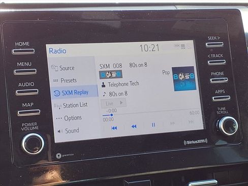 Used 2024 Toyota Camry SE image 8