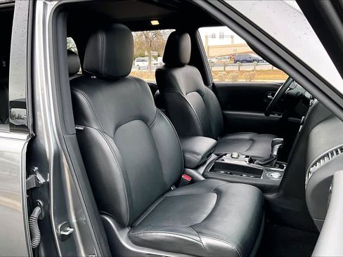 Used 2023 Nissan Armada SL w/ Midnight Edition Package image 8