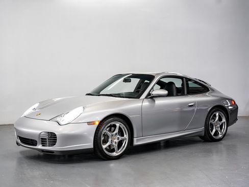 Used 2004 Porsche 911 Carrera RWD image 6