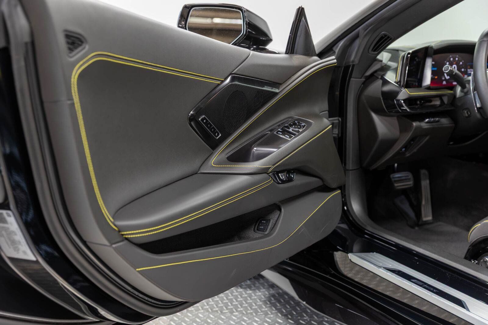 Used 2026 Chevrolet Corvette E-Ray AWD/4WD image 97