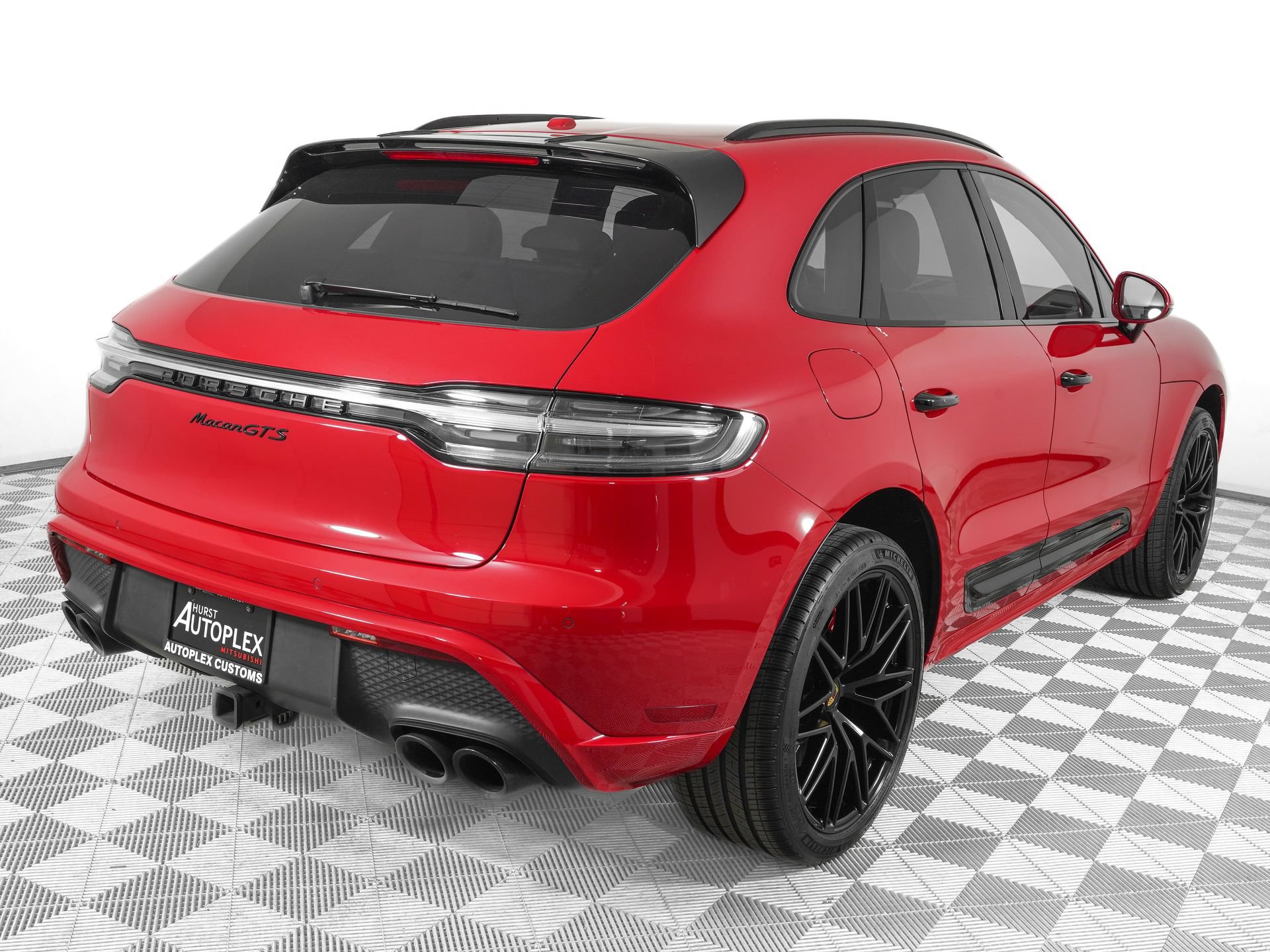 Used 2022 Porsche Macan GTS AWD/4WD image 4