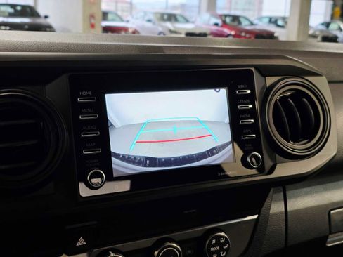 Used 2022 Toyota Tacoma SR image 12