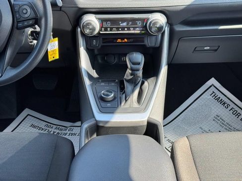 Certified 2025 Toyota RAV4 LE AWD/4WD image 19