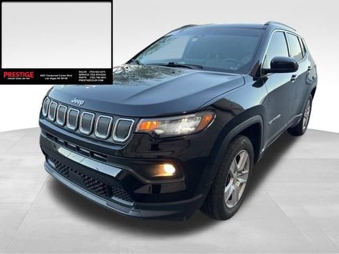 Used 2022 Jeep Compass Latitude image 9