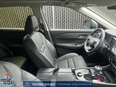 Used 2025 Nissan Rogue SV w/ SV Premium Package AWD/4WD image 4