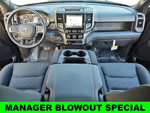 New 2026 RAM 1500 Express AWD/4WD image 9