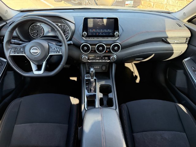 Used 2025 Nissan Sentra SR FWD image 24