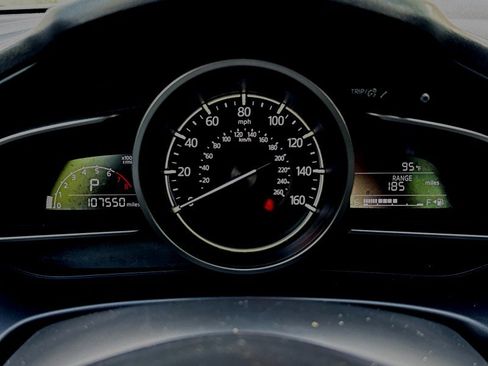 Used 2017 MAZDA MAZDA3 Touring w/ Popular Equipment Package image 19