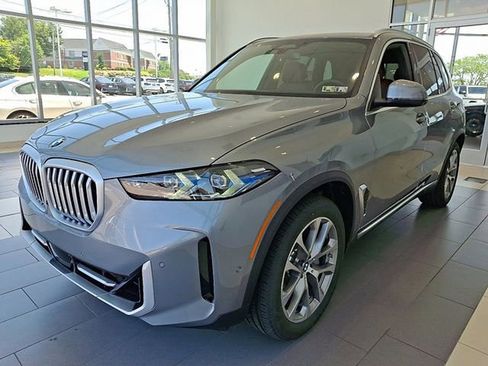 Certified 2026 BMW X5 xDrive40i image 3